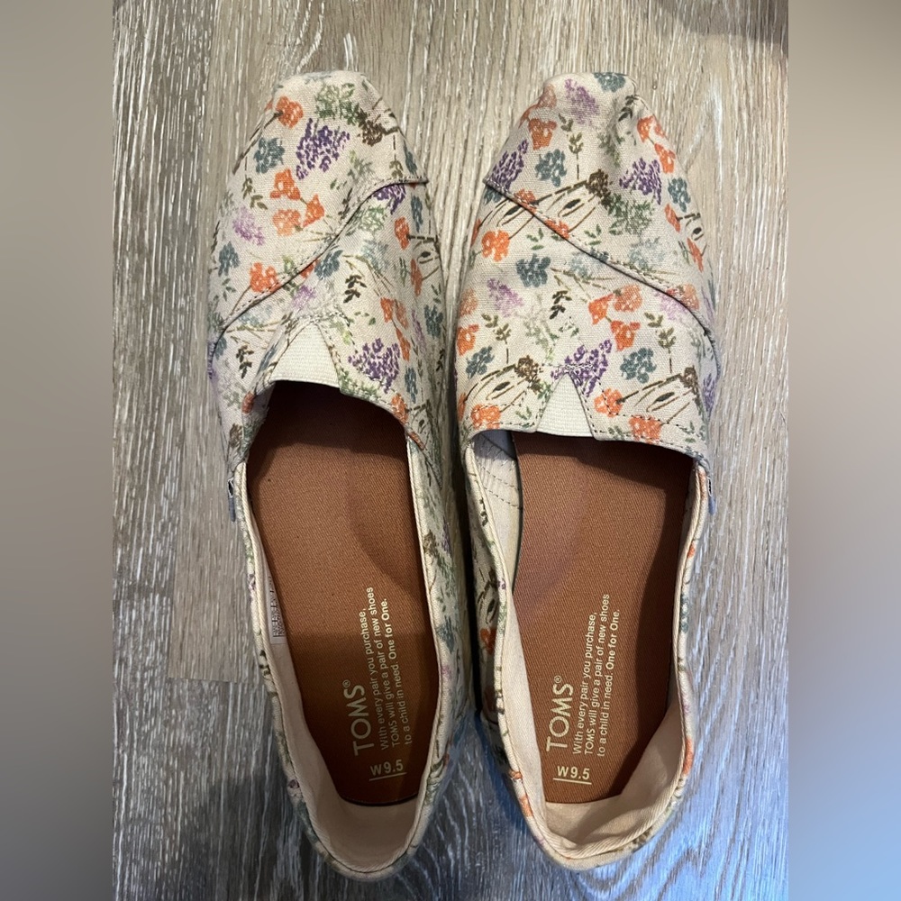 Toms Wildflower Print Classic Canvas Slides